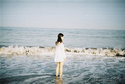 晚安心语:与其消极的逃避,不如勇敢一些面对 (4)